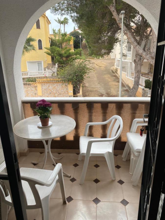 Orihuela Costa 2-Bedroom 1-Bath Renovated Vacation Rental On La Zenia Beach Kültér fotó