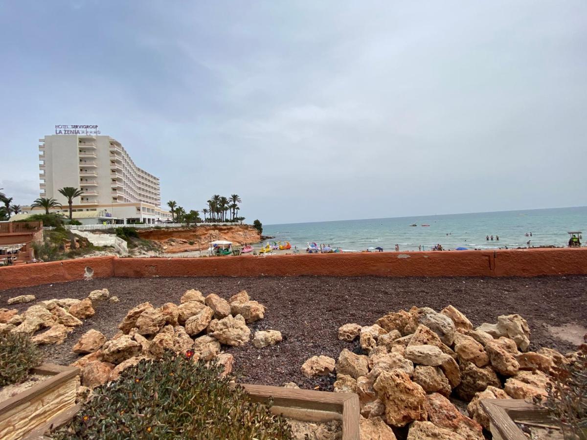 Orihuela Costa 2-Bedroom 1-Bath Renovated Vacation Rental On La Zenia Beach Kültér fotó